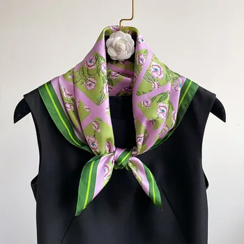Ханчжоу Шелк 100% Шелк Тутового Дерева 70 см Фиолетовый Фрагментированный цветок Маленький квадратный шарф в паре с рубашкой Тонкий шарф